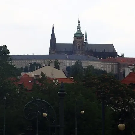 150m2 Lux. Flat - Castle View, Breakfast Incl. *