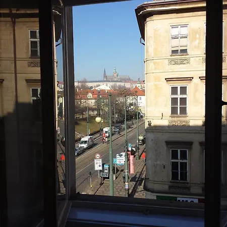 150m2 Lux. Flat - Castle View, Breakfast Incl. Vakantiehuis Praag