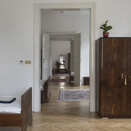 150m2 Lux. Flat - Castle View, Breakfast Incl. Holiday home Prague